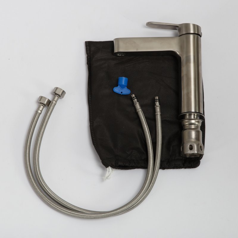 DELTA Смеситель для раковины без донного клапана, нержавеющая сталь, исполнение сатин DEL-LVM-IN DELTA Смеситель для раковины без донного клапана, нержавеющая сталь, исполнение сатин DEL-LVM-IN