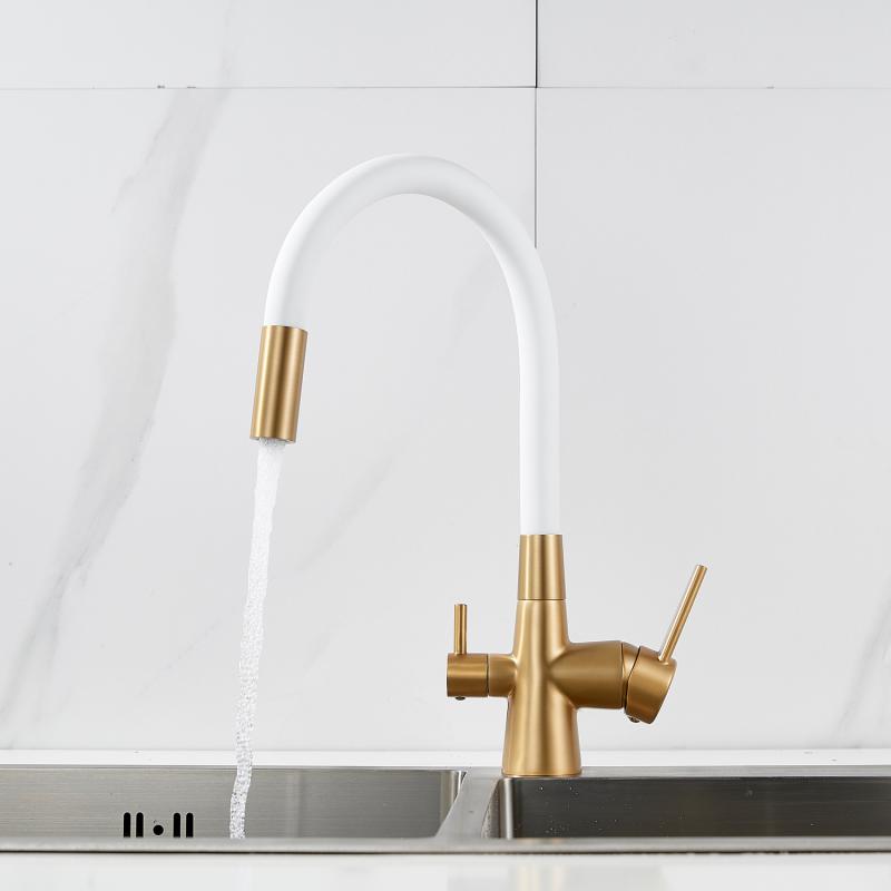 Смеситель для кухни с гибким изливом Shevanik S668G Смеситель для кухни с гибким изливом Shevanik S668G