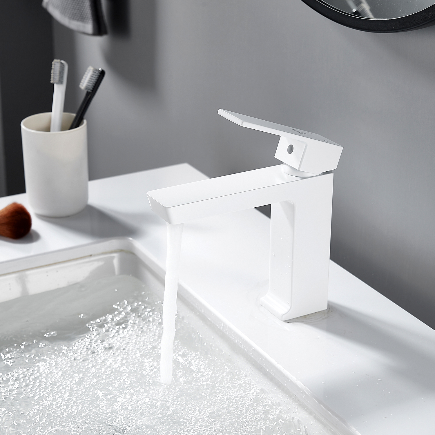 Смеситель для раковины ROSE R18C R1801C-1 Смеситель для раковины ROSE R18C R1801C-1