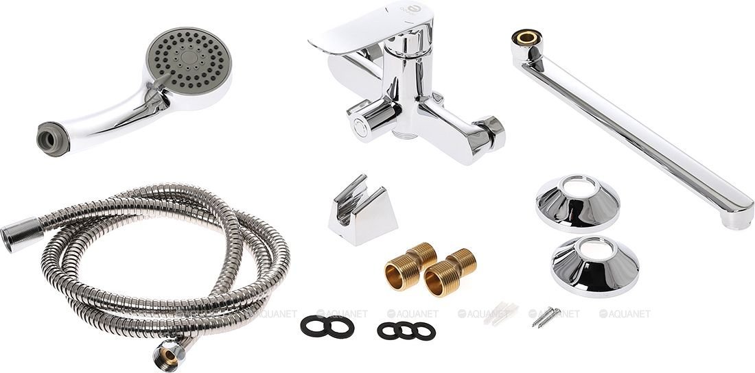 Смеситель для ванны/душа Agger Nice A2521100 с душевым набором Смеситель для ванны/душа Agger Nice A2521100 с душевым набором