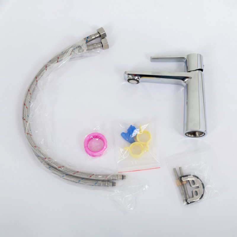 LUX-LS-01-W0 Смеситель для раковины однорычажный, без донного клапана, хром LUX-LS-01-W0 Смеситель для раковины однорычажный, без донного клапана, хром