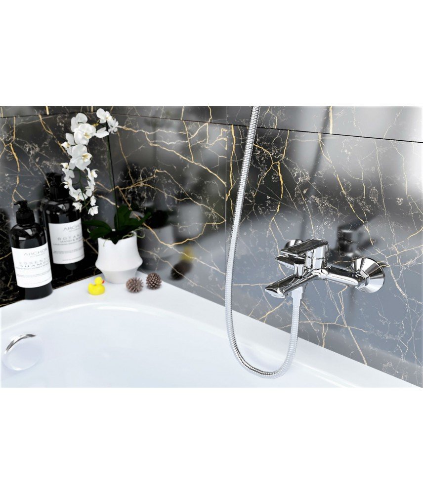 Смеситель для ванны/душа Agger Clean A2410000 с душевым набором Смеситель для ванны/душа Agger Clean A2410000 с душевым набором