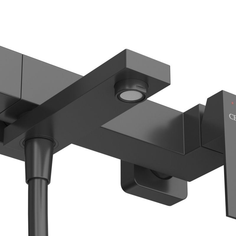 SLIDER-VD-GM Смеситель для ванны и душа однорычажный в комплекте с ручным душем, шлангом и держателем, оружейная сталь SLIDER-VD-GM Смеситель для ванны и душа однорычажный в комплекте с ручным душем, шлангом и держателем, оружейная сталь