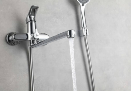 Смеситель для ванны с длинным изливом AQUATEK AQ1042CR ВЕГА  Смеситель для ванны с длинным изливом AQUATEK AQ1042CR ВЕГА