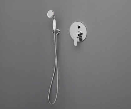 Смеситель для ванны с душем Aquanet Classic ARF5042-K