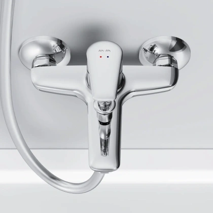 Смеситель для ванны/душа F85E10000 Joy Смеситель для ванны/душа F85E10000 Joy