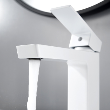 Смеситель для раковины ROSE R18C R1801C-1 Смеситель для раковины ROSE R18C R1801C-1