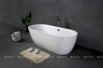 Акриловая ванна BELBAGNO BB203-1800-830 Акриловая ванна BELBAGNO BB203-1800-830