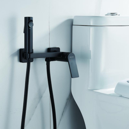 Смеситель с гигиеническим душем Shevanik S41H S4105H-1 Смеситель с гигиеническим душем Shevanik S41H S4105H-1