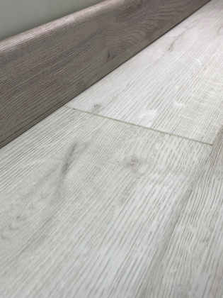 Кварц-виниловый ламинат SPC Aspenfloor Natural Touch NT3-03 Дуб Шато 4V (5,5мм//2,245м2) (1 220мм*184мм), м2