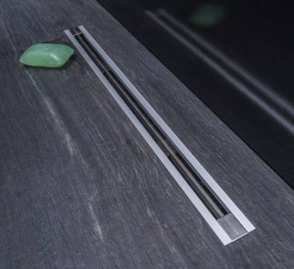 13100037 Линейный трап Confluo Slim Line 1050,ультратонкая модель с дизайн-вставкой Slim Исполнение: Матовый хром 