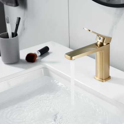 Смеситель для раковины Shevanik S99G S9901G Смеситель для раковины Shevanik S99G S9901G