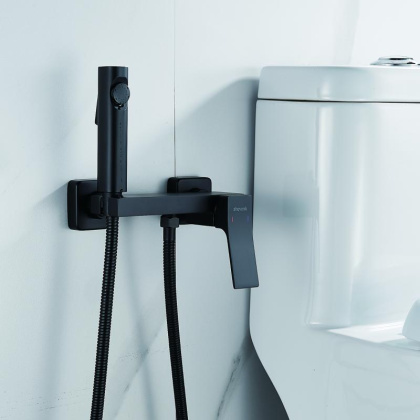 Смеситель с гигиеническим душем Shevanik S40H S4005H-1 Смеситель с гигиеническим душем Shevanik S40H S4005H-1