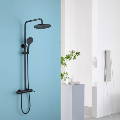 Душевая стойка ABBER Emotion AF8816B с изливом, черная матовая Душевая стойка ABBER Emotion AF8816B с изливом, черная матовая