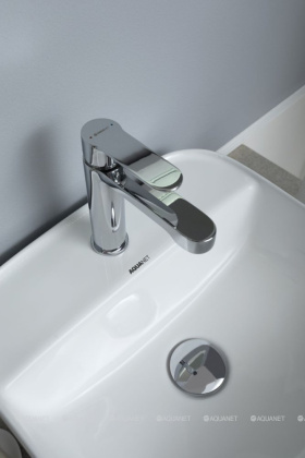 Смеситель для раковины Aquanet Passion AF300-10С Смеситель для раковины Aquanet Passion AF300-10С
