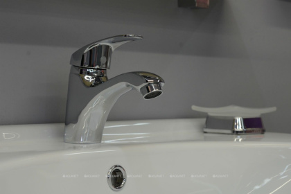 Смеситель для раковины Agger Glad A1502100 Смеситель для раковины Agger Glad A1502100