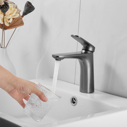 Смеситель для раковины латунь, оружейная сталь S8501T Смеситель для раковины латунь, оружейная сталь S8501T