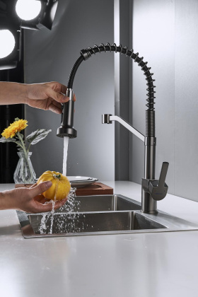 Смеситель для кухни латунь, оружейная сталь S963T