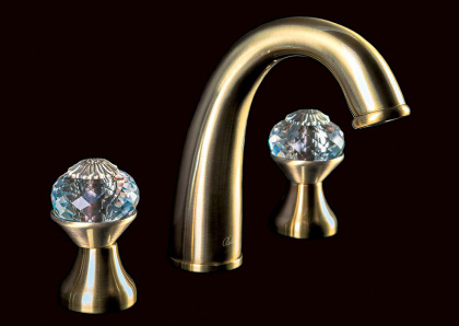 Смеситель для раковины на 3 отверстия_Комплект Смеситель для раковины на 3 отверстия_Комплект