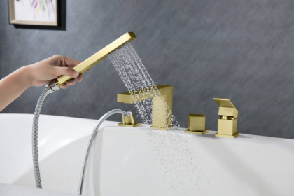 Смеситель Timo Selene 2130/17Y на борт ванны, золото матовое Смеситель Timo Selene 2130/17Y на борт ванны, золото матовое