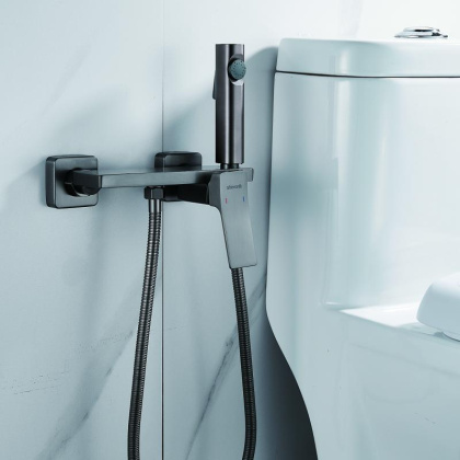 Смеситель с гигиеническим душем Shevanik S61T S6105T-1 Смеситель с гигиеническим душем Shevanik S61T S6105T-1
