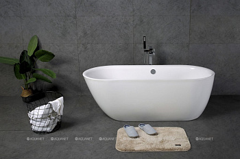 Акриловая ванна BELBAGNO BB203-1800-830 Акриловая ванна BELBAGNO BB203-1800-830