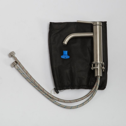 ETNA Смеситель для раковины без донного клапана, нержавеющая сталь, исполнение сатин ETN-LVM2-IN ETNA Смеситель для раковины без донного клапана, нержавеющая сталь, исполнение сатин ETN-LVM2-IN