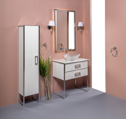 Зеркало MONACO с подсветкой 70*110CM глянец белая +хром 566-WCR Boheme