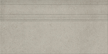 Плинтус FME013R Монсеррат серый светлый (40см*20см*1,6мм) (6шт/0,48м2) бетон, шт