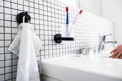 Держатель зубных щеток, стакан