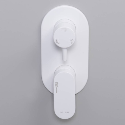 Mindel 8571 Смеситель для ванны и душа Wasserkraft