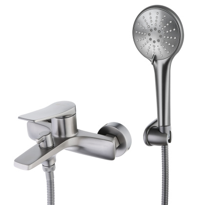 Смеситель Lemark Bronx LM3714GM для ванны Смеситель Lemark Bronx LM3714GM для ванны