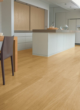 Ламинат Quick-step Eligna U896 Доска натурального дуба лакированного (8мм/32кл/1,722м2) 1380*156, м2